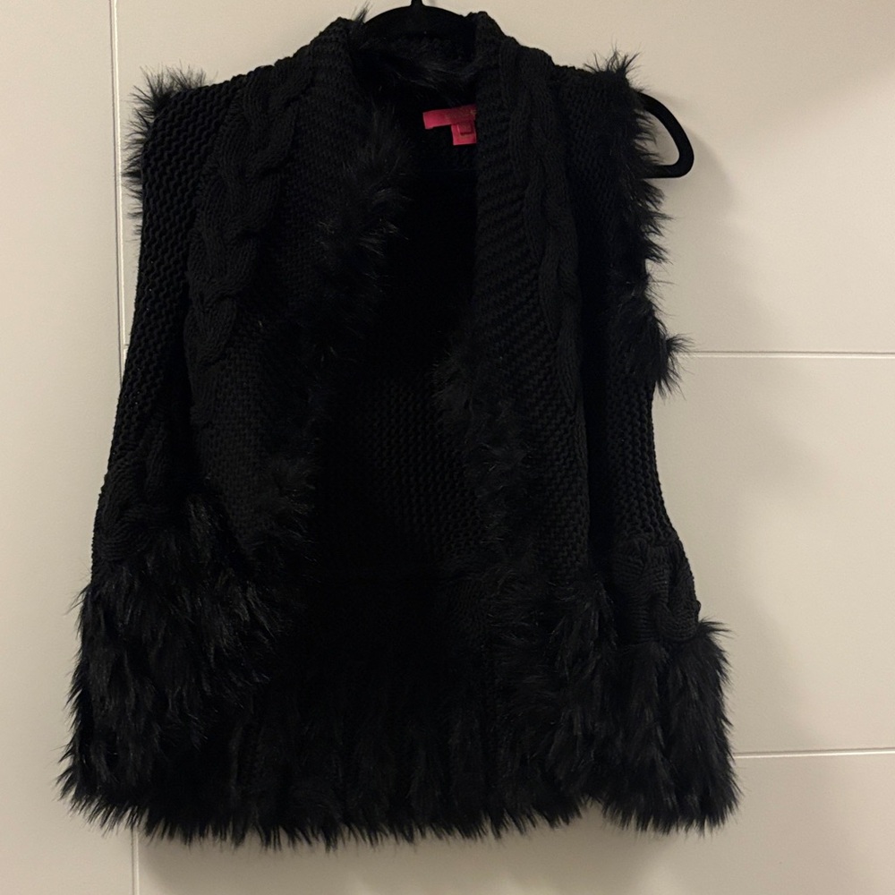 Lilly Pulitzer Black Knit Vest with Faux Fur Trim
